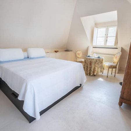 Attico Palazzo Giustiniani Bed & Breakfast Genoa Exterior photo