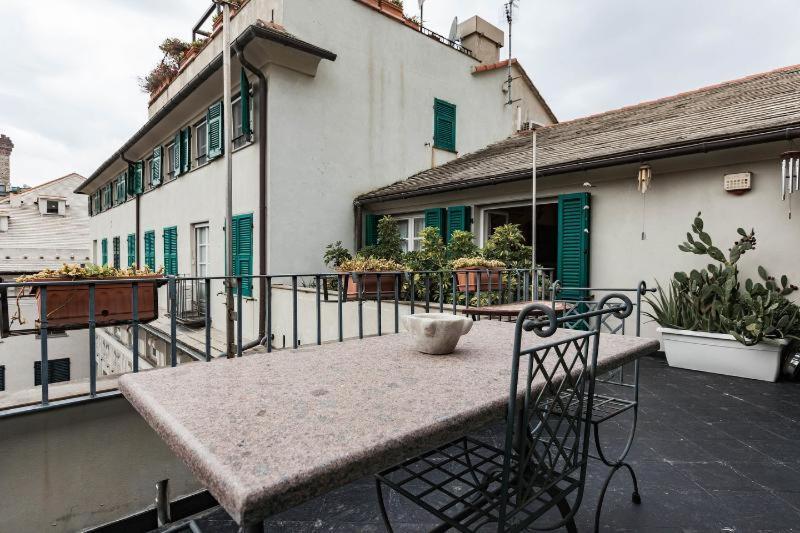 Attico Palazzo Giustiniani Bed & Breakfast Genoa Exterior photo